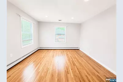 24 Sunderland Avenue, Rutherford, NJ 07070 - Photo 23