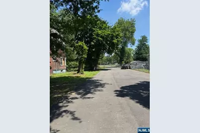 600 Park Avenue, East Orange, NJ 07017 - Photo 3