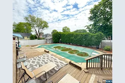 44 Leonhardt Court, Saddle Brook Township, NJ 07663 - Photo 11