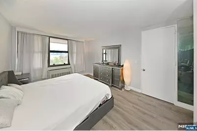 7002 Boulevard East 5E #5E, Guttenberg, NJ 07093 - Photo 7