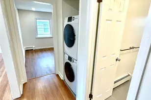 340 New York Ave 2, Lyndhurst Township, NJ 07071 - Photo 3