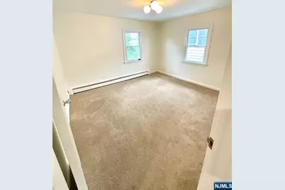 340 New York Avenue 2 #2, Lyndhurst Township, NJ 07071 - Photo 15