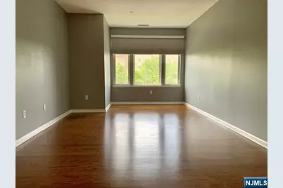 3325 Riverview Avenue 325 #325, Englewood, NJ 07631 - Photo 7