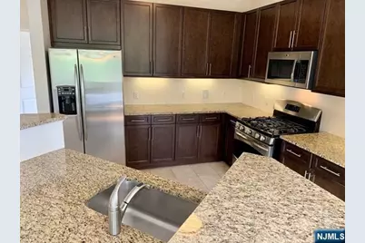3325 Riverview Avenue 325 #325, Englewood, NJ 07631 - Photo 5