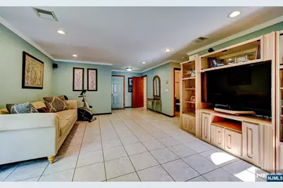 11 Yellow Brick Road, Wayne, NJ 07470 - Photo 31