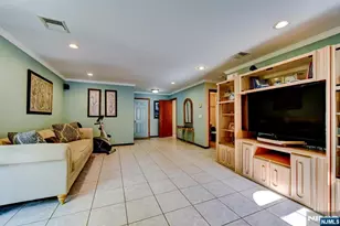 11 Yellow Brick Rd, Wayne, NJ 07470 - Photo 31