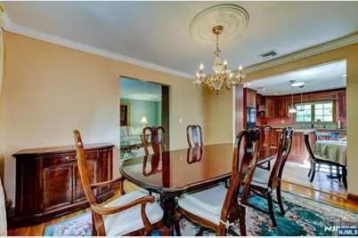 11 Yellow Brick Road, Wayne, NJ 07470 - Photo 19