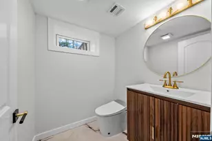 38 Pershing Pl, Woodland Park, NJ 07424 - Photo 47