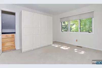 517 Pine Hill Road, Leonia, NJ 07605 - Photo 27