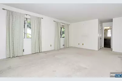 517 Pine Hill Road, Leonia, NJ 07605 - Photo 19