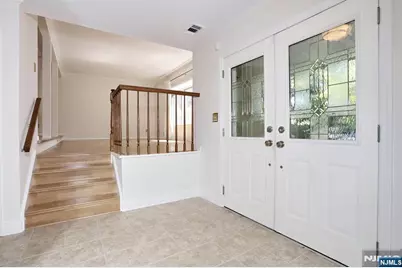517 Pine Hill Road, Leonia, NJ 07605 - Photo 5