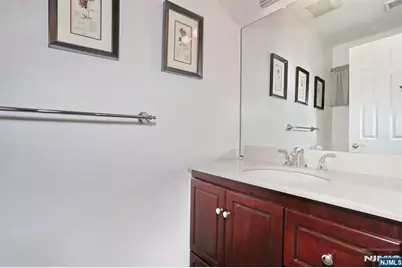 517 Pine Hill Road, Leonia, NJ 07605 - Photo 33