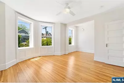 114 Shippen Street 2 #2, Weehawken, NJ 07086 - Photo 3