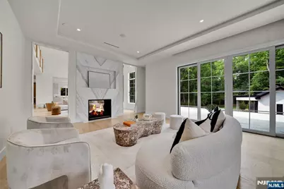 165 Hickory Lane, Closter, NJ 07624 - Photo 5