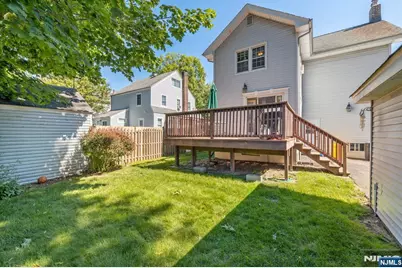 312 Van Buren Avenue, Teaneck Township, NJ 07666 - Photo 17