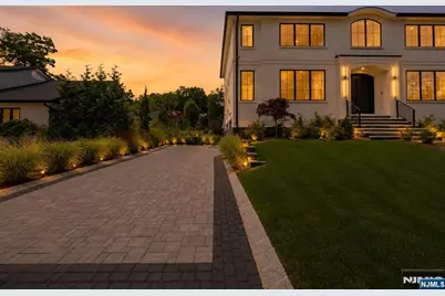 14 Allison Drive, Englewood Cliffs, NJ 07632 - Photo 3