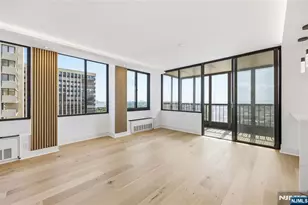 300 Winston 2617, Cliffside Park, NJ 07010 - Photo 7
