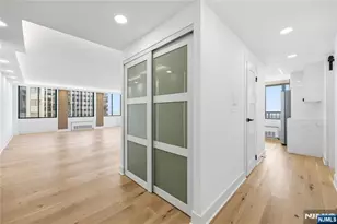 300 Winston 2617, Cliffside Park, NJ 07010 - Photo 3