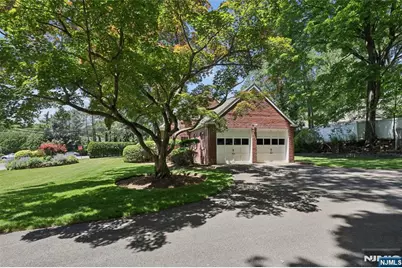 1 S Park Drive, Tenafly, NJ 07670 - Photo 31