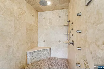 35 Franklin Turnpike, Allendale, NJ 07401 - Photo 31