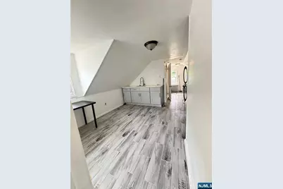 386 Summer Avenue, Newark, NJ 07104 - Photo 5