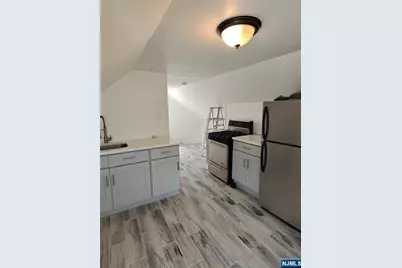 386 Summer Avenue, Newark, NJ 07104 - Photo 7