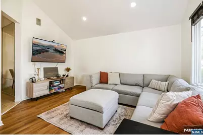 532 2nd Street, Carlstadt, NJ 07072 - Photo 7