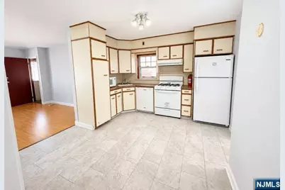 120 Grant Avenue 1 #1, Harrison, NJ 07029 - Photo 5