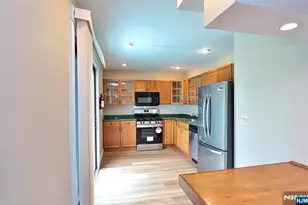44 Christopher Street 2, Montclair, NJ 07042 - Photo 11
