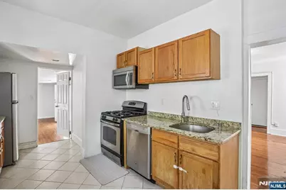 147 Phelps Avenue, Englewood, NJ 07631 - Photo 11