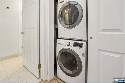 100 Crown Court 471 #471, Edgewater, NJ 07020 - Photo 25
