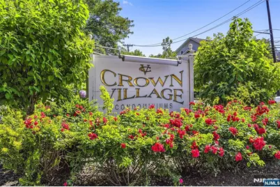 100 Crown Court 471 #471, Edgewater, NJ 07020 - Photo 33