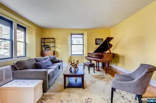 363-377 Mount Prospect 2Aw, Newark, NJ 07104 - Photo 3