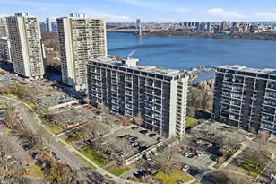 2 Horizon 1010, Fort Lee, NJ 07024 - Photo 29