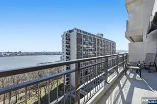 2 Horizon 1010, Fort Lee, NJ 07024 - Photo 37