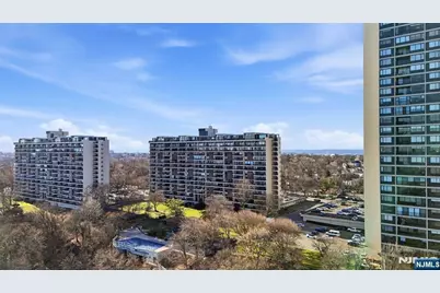2 Horizon 1010 #1010, Fort Lee, NJ 07024 - Photo 33