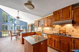 300 Lake Shore Dr, Haworth, NJ 07641 - Photo 5