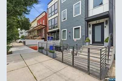 22 Lincoln Street 3 #3, Jersey City, NJ 07307 - Photo 35