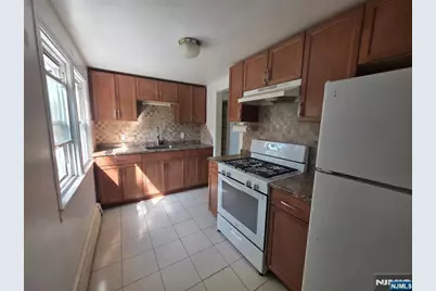 55 Midland Avenue 2 #2, Midland Park, NJ 07432 - Photo 1