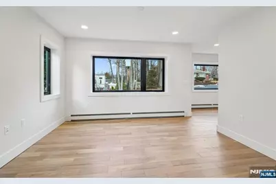 292 Magnolia Avenue, Cresskill, NJ 07626 - Photo 17