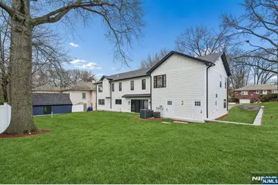 292 Magnolia Avenue, Cresskill, NJ 07626 - Photo 45