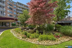 530 Valley Road C002V, Montclair, NJ 07043 - Photo 13