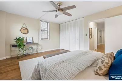 530 Valley Road C002V #C002V, Montclair, NJ 07043 - Photo 11