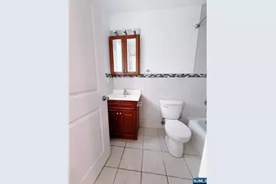 28 Davis Street, Harrison, NJ 07029 - Photo 31