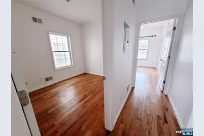 28 Davis Street, Harrison, NJ 07029 - Photo 15