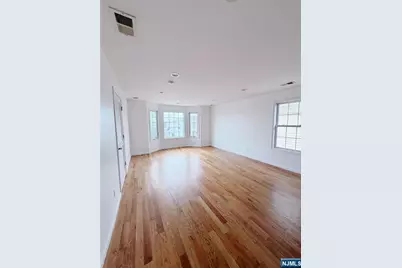 28 Davis Street, Harrison, NJ 07029 - Photo 39