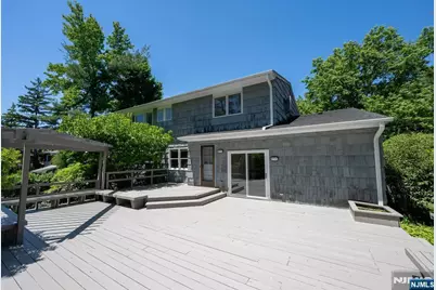 439 Summit Street, Englewood Cliffs, NJ 07632 - Photo 33