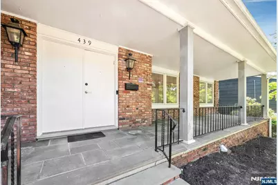 439 Summit Street, Englewood Cliffs, NJ 07632 - Photo 3