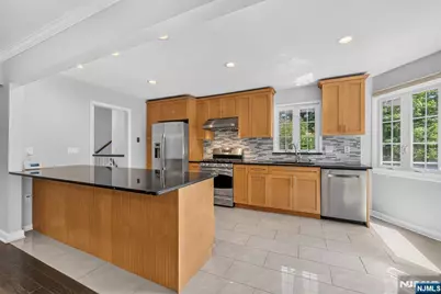 192 Jenkins Drive, Englewood Cliffs, NJ 07632 - Photo 13