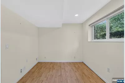 192 Jenkins Drive, Englewood Cliffs, NJ 07632 - Photo 31
